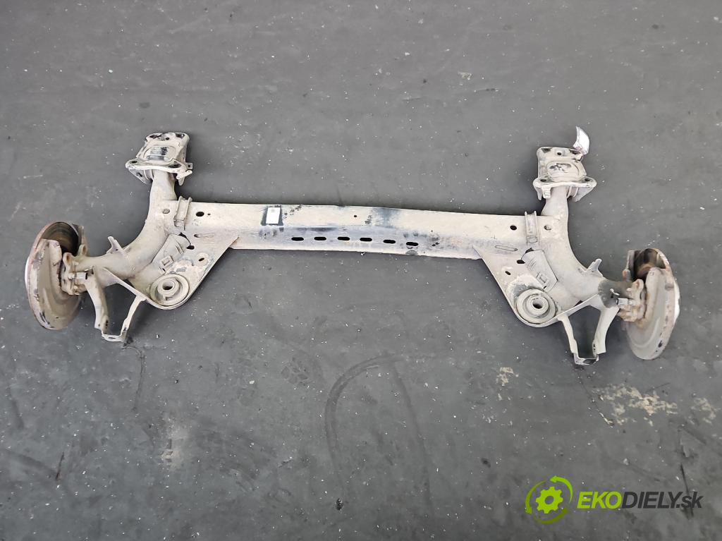 Vw Golf VII 2012-2020 1.6 tdi 110 hp manual 81 kW 1598 cm3 5- zadní výztuha 5Q0501049AF (Výztuhy zadní)