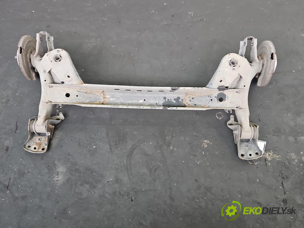 Vw Golf VII 2012-2020 1.6 tdi 110 hp manual 81 kW 1598 cm3 5- zadní výztuha 5Q0501049AF (Výztuhy zadní)