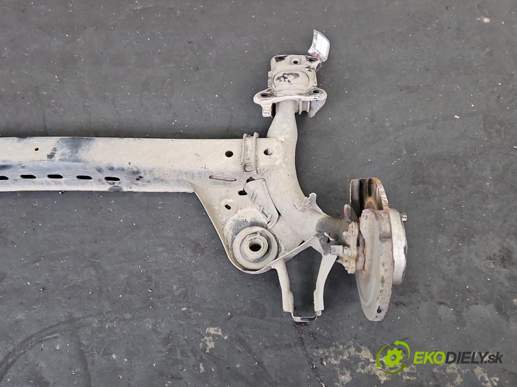 Vw Golf VII 2012-2020 1.6 tdi 110 hp manual 81 kW 1598 cm3 5- zadní výztuha 5Q0501049AF (Výztuhy zadní)