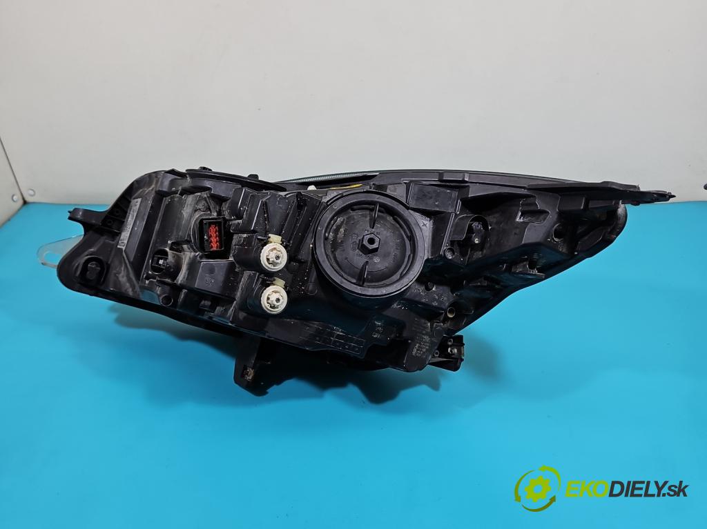 Opel Insignia A 2008-2017 2.0 cdti automatic 143,1 kW 1956 cm3 5- Reflektor: pravý 13426664 (Svetlo predné pravé)