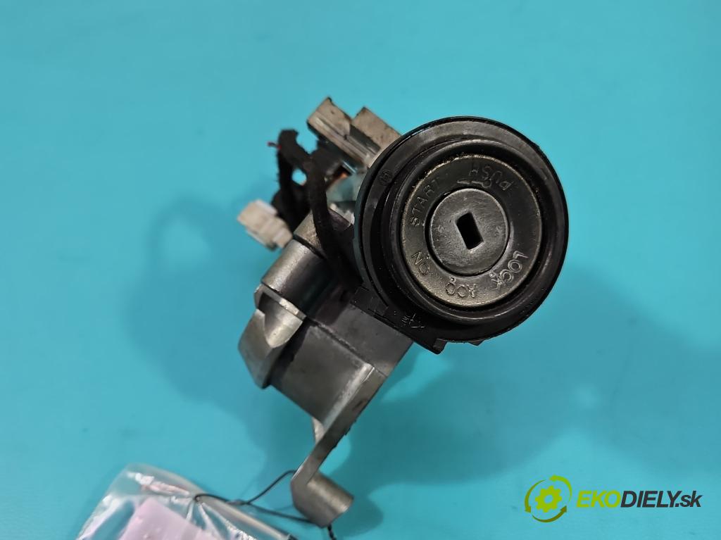 Mitsubishi Space star 1.9 dci 116 HP manual 85 kW 1870 cm3 5- Spínačka (Spínacia skrinka)