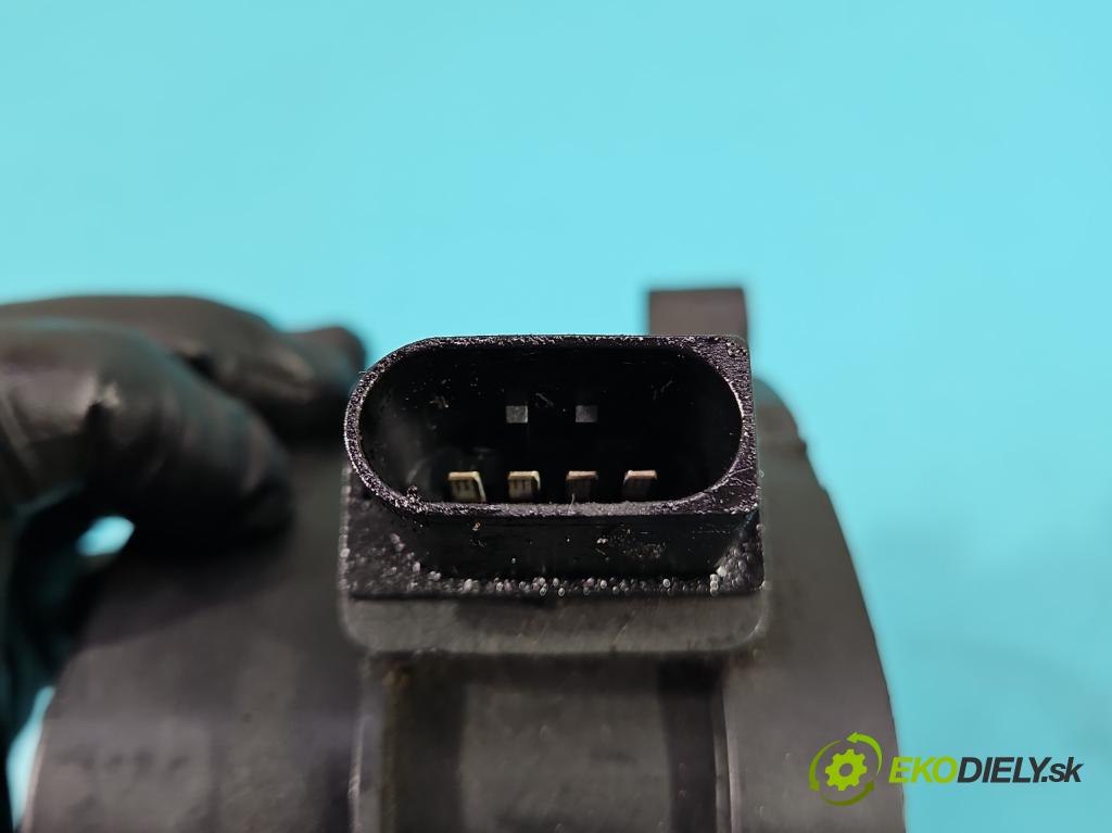 Bmw 5 E60 2003-2010 2.5d 177 HP automatic 130 kW 2497 cm3 4- průtokoměr: 0928400529 (Váha vzduchu)