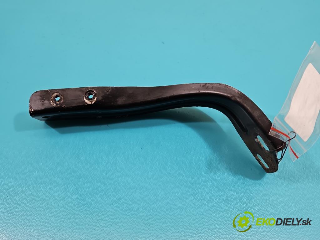 Mercedes E C207/ A207 3.0 cdi 265KM automatic 195 kW 2987 cm3 2- stěna přední A2076200285 (Výztuhy přední)