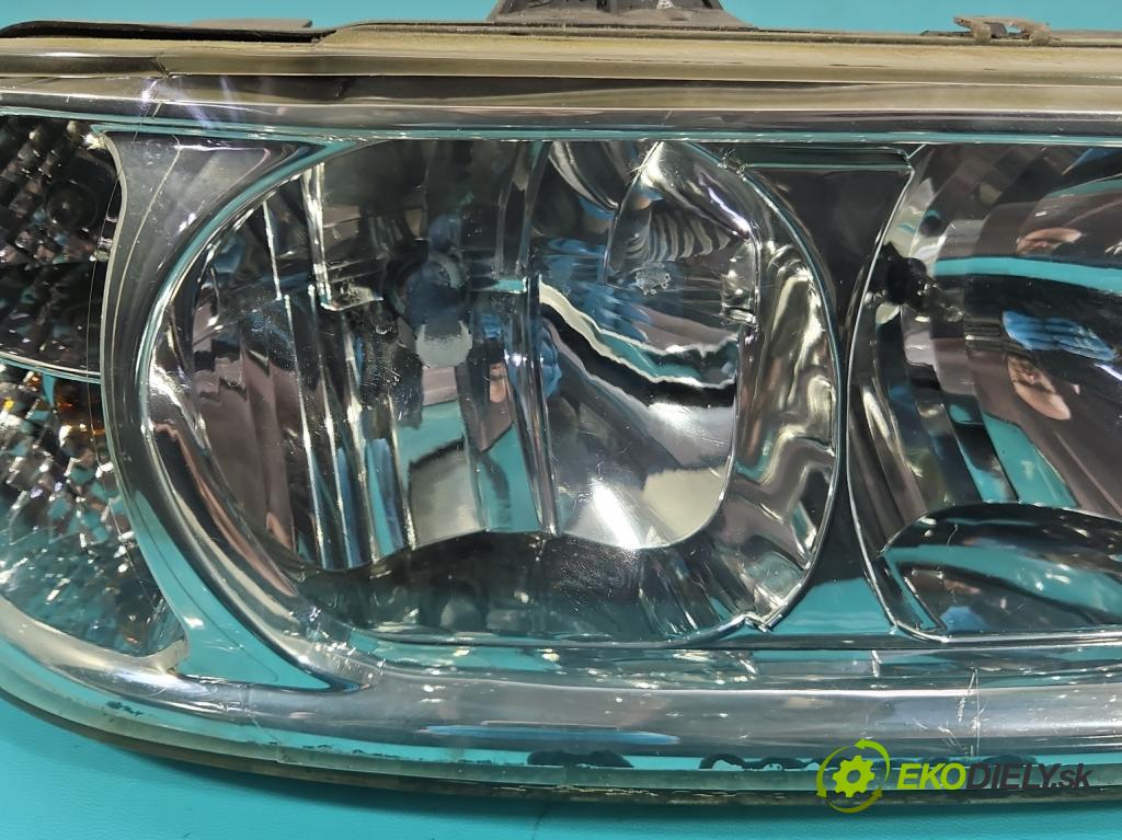 Fiat Ducato II 1994-2006 2.3 jtd 110 HP manual 81 kW 2286 cm3 5- Reflektor: pravý  (Svetlo predné pravé)