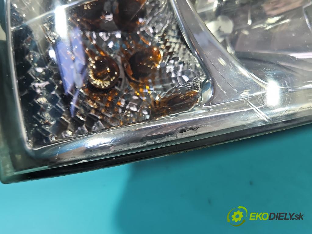 Fiat Ducato II 1994-2006 2.3 jtd 110 HP manual 81 kW 2286 cm3 5- Reflektor: pravý  (Svetlo predné pravé)