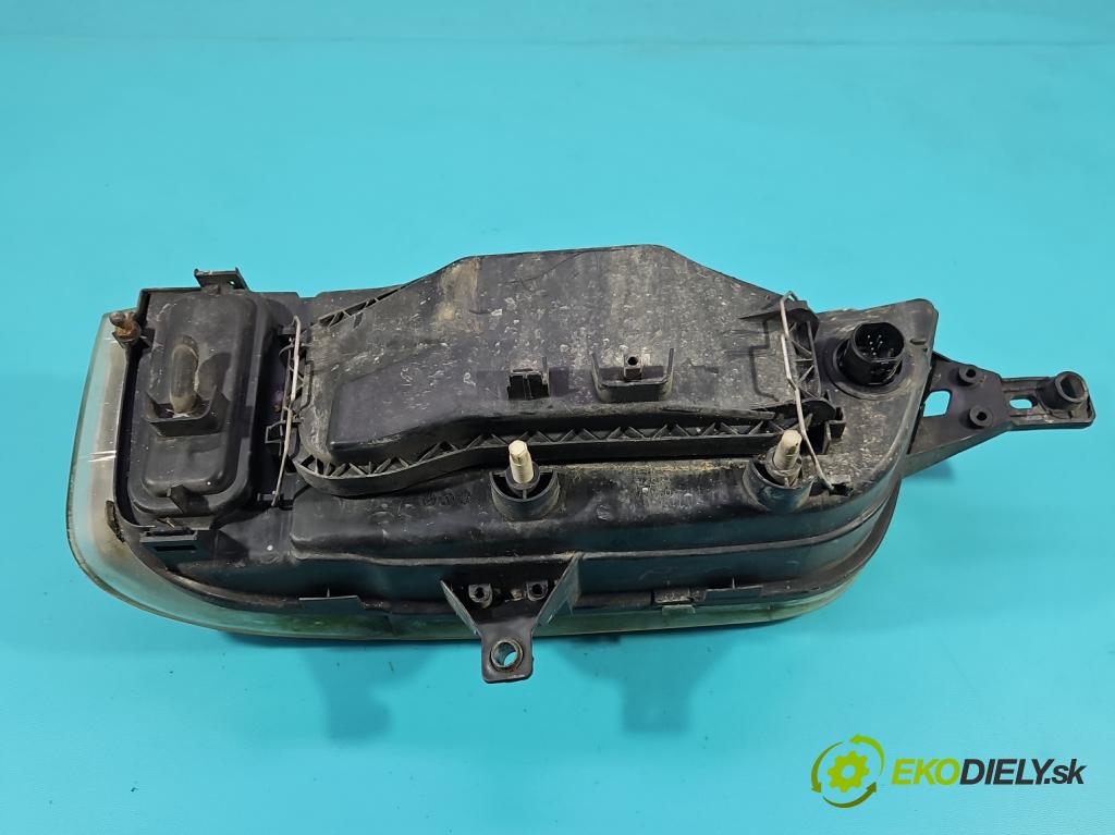 Fiat Ducato II 1994-2006 2.3 jtd 110 HP manual 81 kW 2286 cm3 5- Reflektor: pravý  (Svetlo predné pravé)