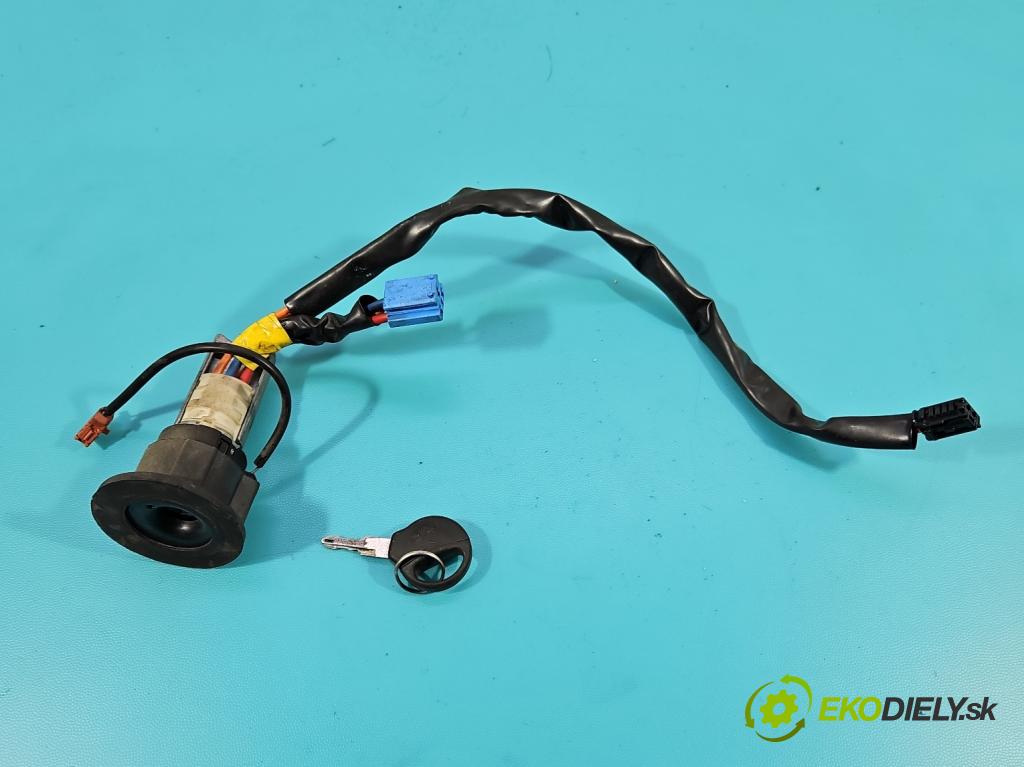 Peugeot 206 1.1 60 HP manual 44 kW 1124 cm3 5- riadiaca jednotka motora 9648620880