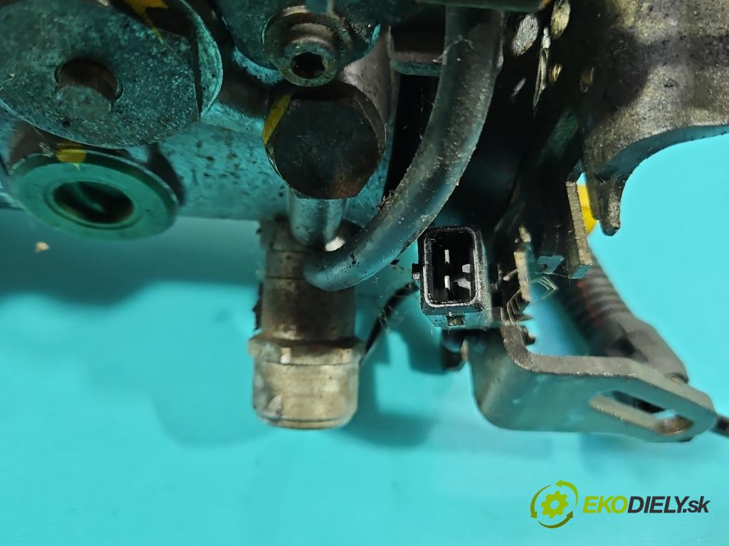 Peugeot Partner I 1996-2008 1.9d 69KM manual 51 kW 1868 cm3 5- čerpadlo vstrekovacia R8448B371B (Vstrekovacie čerpadlo)