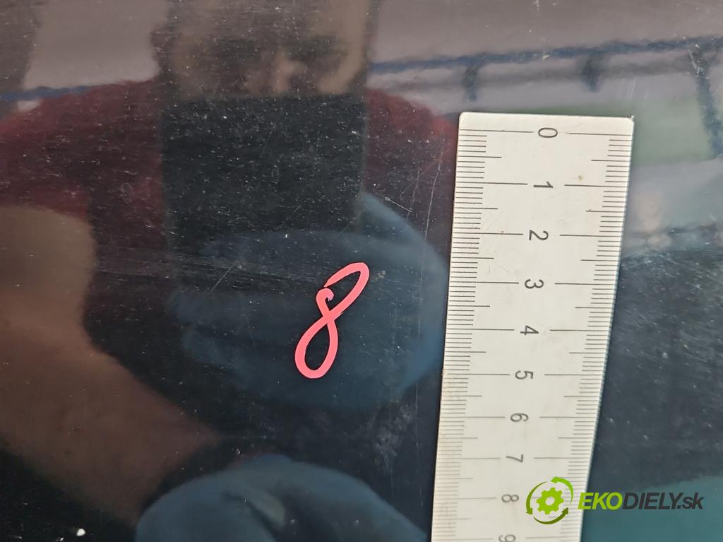 Vw Lupo 1.0 mpi 50KM manual 37 kW 999 cm3 3- zadní kufrové dveře  (Zadní kapoty)