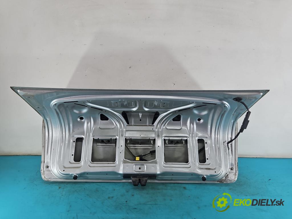 Opel Vectra C 2002-2008 1.8 16V 122 hp manual 90 kW 1796 cm3 4- zadní kufrové dveře  (Zadní kapoty)