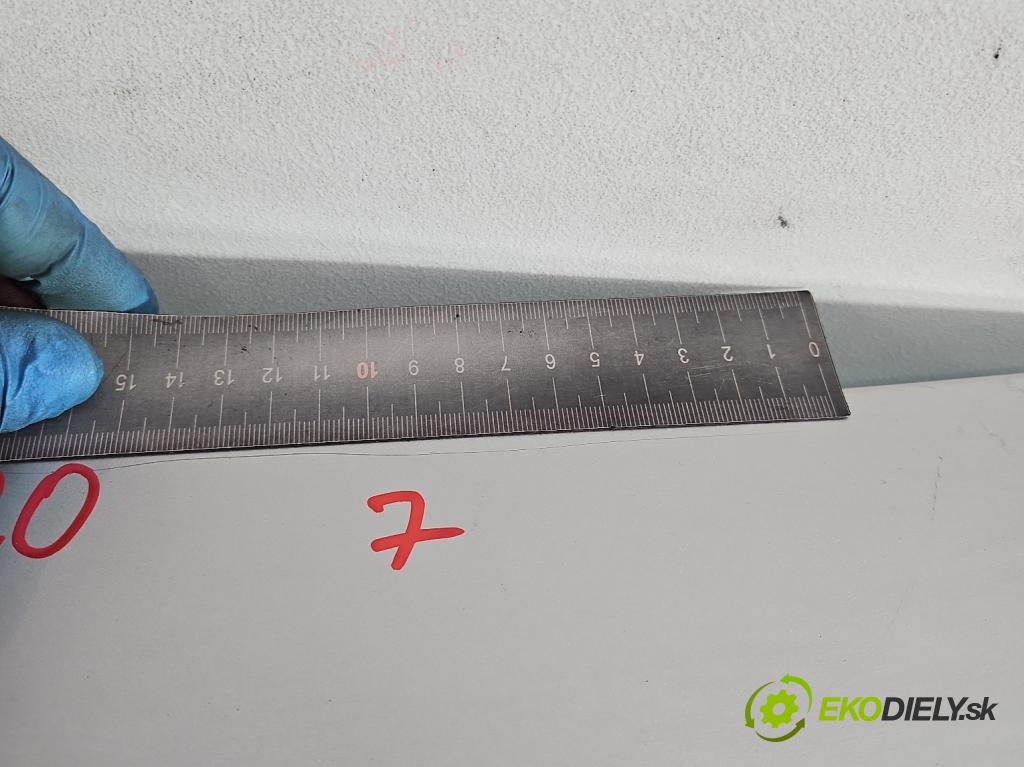 Opel Vectra C 2002-2008 1.8 16V 122 hp manual 90 kW 1796 cm3 4- zadní kufrové dveře  (Zadní kapoty)