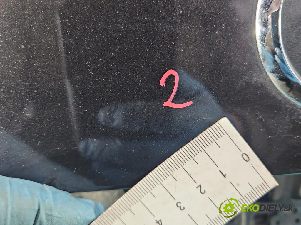 Audi A4 B8 2007-2015 1.8 TFSI 170 hp manual 125 kW 1798 cm3 4- zadní kufrové dveře  (Zadní kapoty)