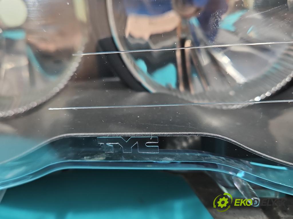 Bmw 3 E46 1998-2007 1.9 118 HP manual 87 kW 1895 cm3 4- Reflektor: pravý 8361948 (Svetlo predné pravé)