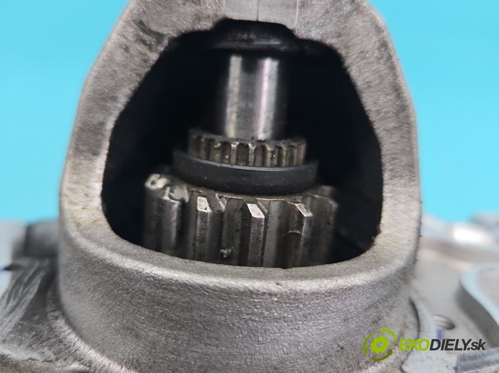 Dacia Sandero III 2020- 1.0 SCe: 91 KM manual 67 kW 999 cm3 5- štartér 233008820R (Štartér)