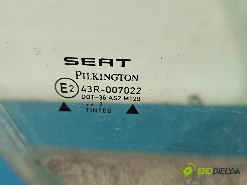 Seat Leon I 1999-2005 1.6 16V 105 HP manual 77 kW 1598 cm3 5- sklo dvere predné pravé
