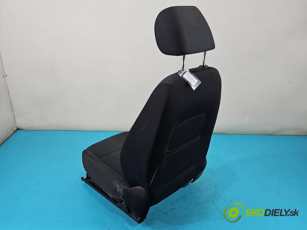 Skoda Rapid 2012-2019 1.2 TSI 86 HP manual 63 kW 1197 cm3 5- Sedačka pravý  (Sedačka, sedadlo)