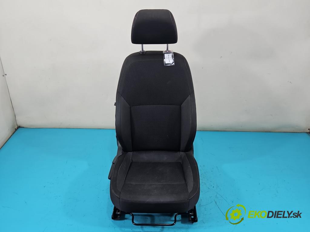 Skoda Rapid 2012-2019 1.2 TSI 86 HP manual 63 kW 1197 cm3 5- Sedačka pravý  (Sedačka, sedadlo)