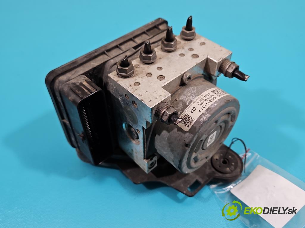 Vw Golf VII 2012-2020 1.6 tdi 110 hp manual 81 kW 1598 cm3 5- čerpadlo abs 3Q0614517F (Pumpy brzdové)