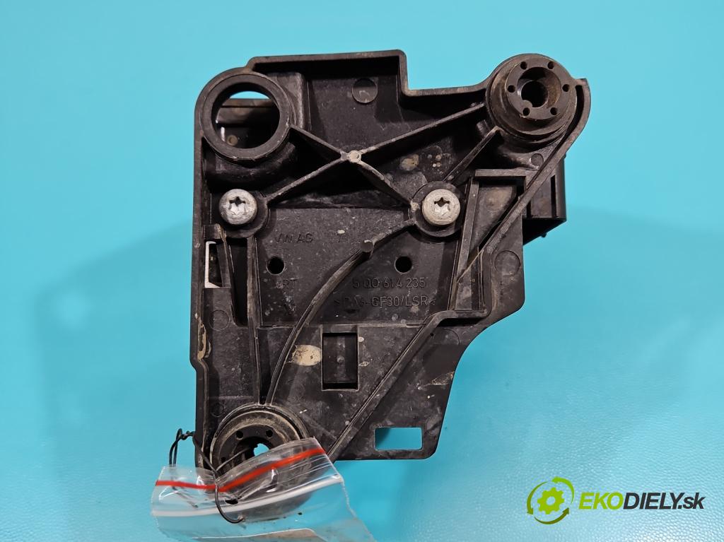 Vw Golf VII 2012-2020 1.6 tdi 110 hp manual 81 kW 1598 cm3 5- čerpadlo abs 3Q0614517F (Pumpy brzdové)