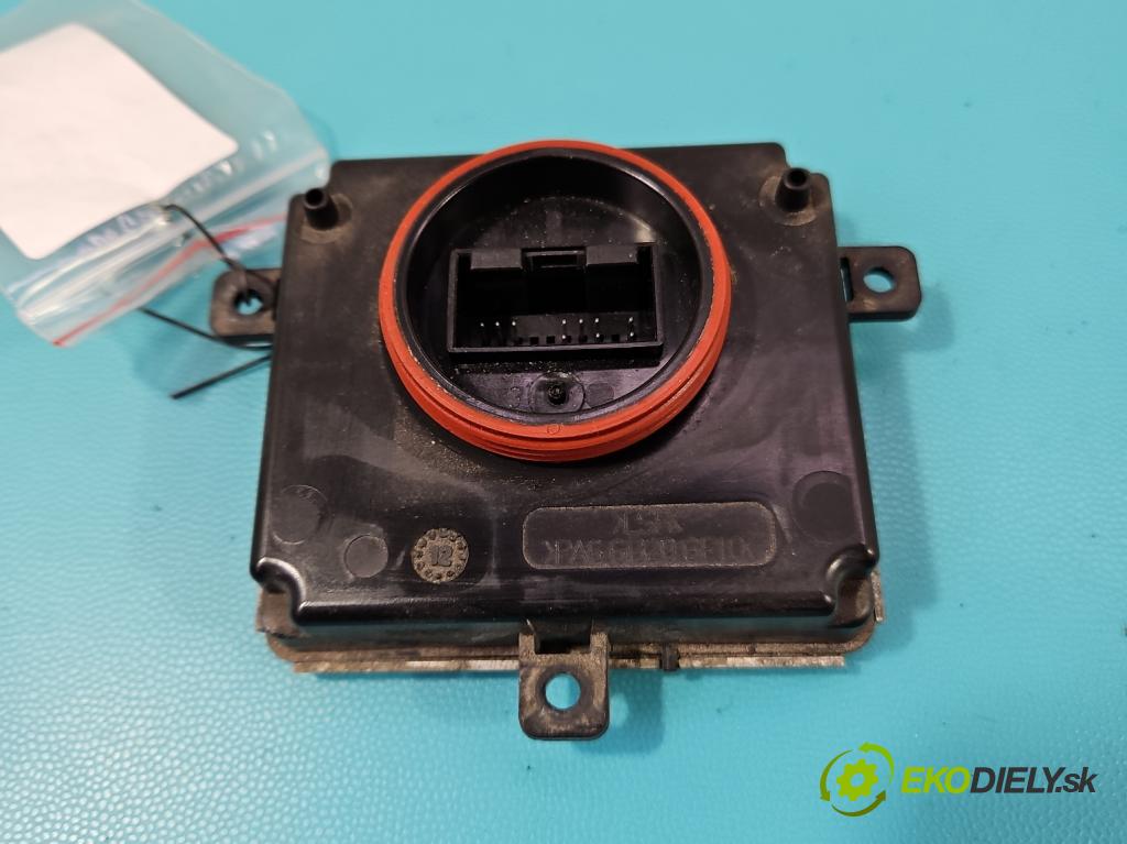 Audi A4 B8 2007-2015 1.8 TFSI 170 HP manual 125 kW 1798 cm3 4- střídač: xenon 4G0907697D (Riadiaca jednotka xenónu)