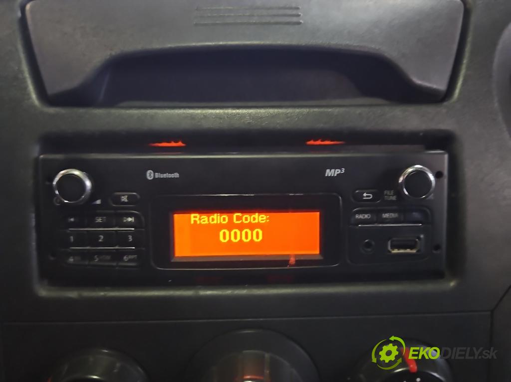 Renault Master III 2010-2019 2.3 dci 101 HP manual 74 kW 2299 cm3 5- Radio originál 281152815R