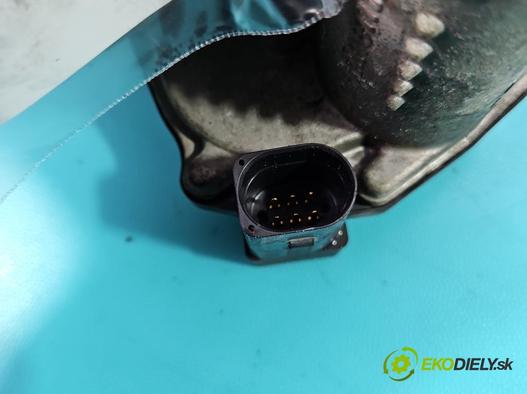 Seat Ibiza IV 6J 2008-2017 1.4 16V 86 HP manual 63 kW 1390 cm3 5- klapka 03C133062C (Škrtiaca klapka)