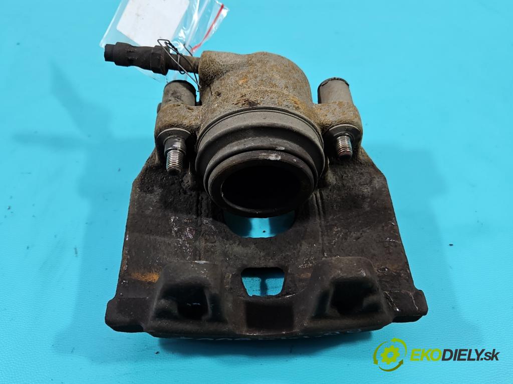 Audi A4 B8 2007-2015 1.8 TFSI 170 HP manual 125 kW 1798 cm3 4- brzdič predné pravý  (Kľučka dverí ostatné)