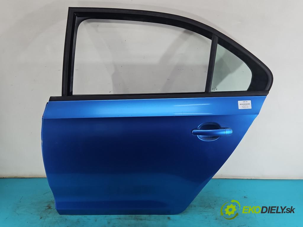 Skoda Rapid 2012-2019 1.2 TSI 86 HP manual 63 kW 1197 cm3 5- dvere zadné ľavé  (Kľučka dverí ostatné)