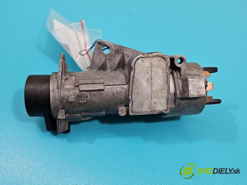 Seat Ibiza IV 6J 2008-2017 1.4 16V 86 HP manual 63 kW 1390 cm3 5- Spínačka 4B0905851C (Spínacia skrinka)