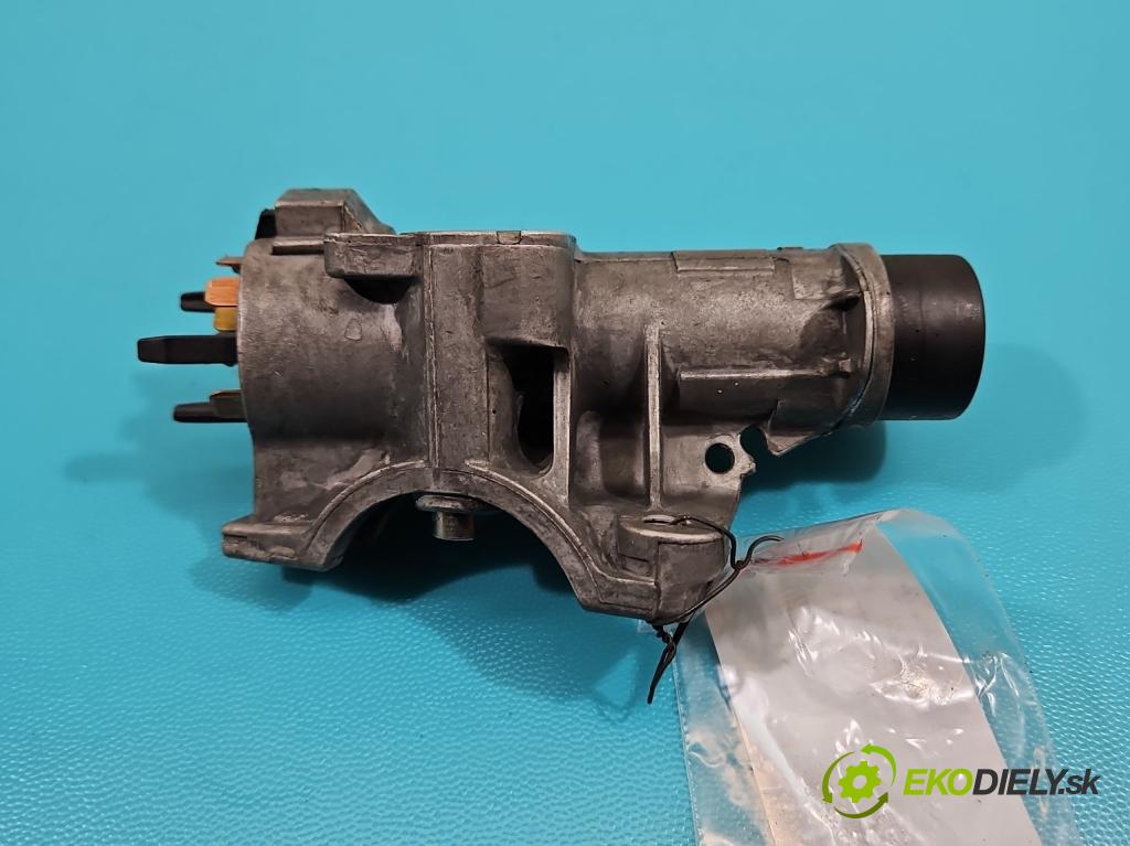 Seat Ibiza IV 6J 2008-2017 1.4 16V 86 HP manual 63 kW 1390 cm3 5- Spínačka 4B0905851C (Spínacia skrinka)