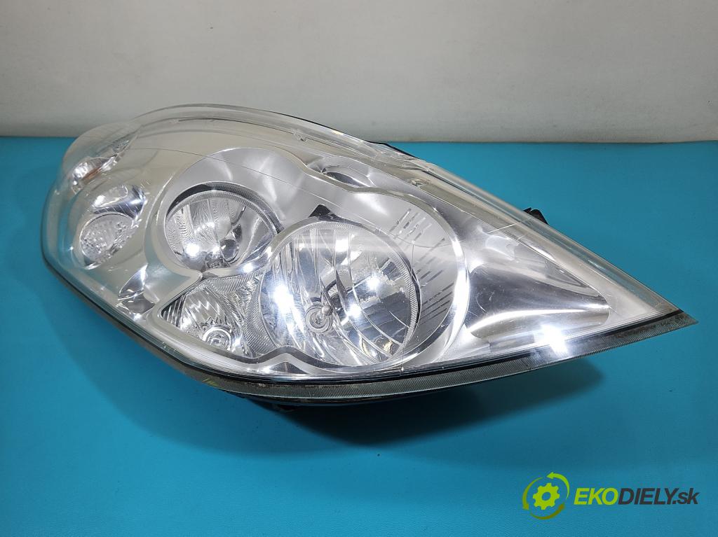 Renault Master III 2010-2019 2.3 dci 101 HP manual 74 kW 2299 cm3 5- Reflektor: pravý  (Svetlo predné pravé)