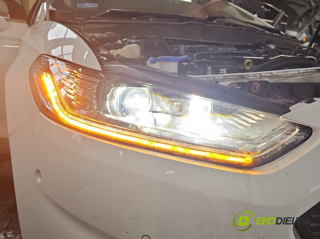 Ford Mondeo Mk5 2014-2022 2.0 tdci 179KM automatic 132 kW 1999 cm3 5- Reflektor: pravý ES73-13D154-AE (Svetlo predné pravé)