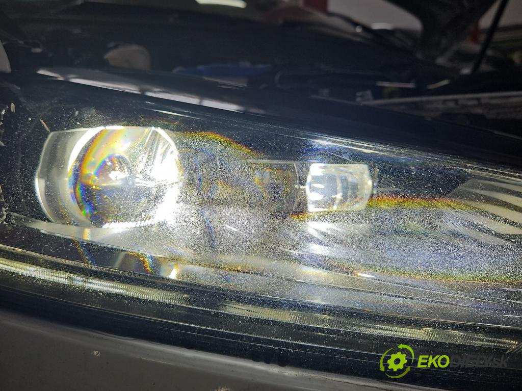 Ford Mondeo Mk5 2014-2022 2.0 tdci 179KM automatic 132 kW 1999 cm3 5- Reflektor: pravý ES73-13D154-AE (Svetlo predné pravé)