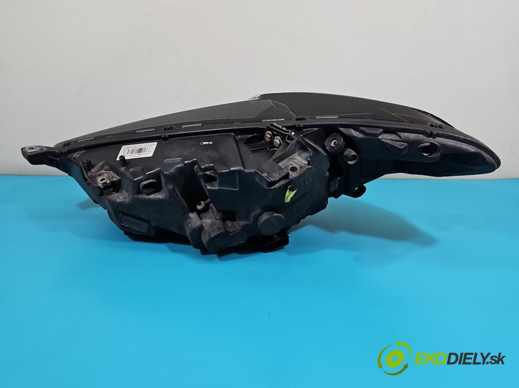 Ford Mondeo Mk5 2014-2022 2.0 tdci 179KM automatic 132 kW 1999 cm3 5- Reflektor: pravý ES73-13D154-AE (Svetlo predné pravé)