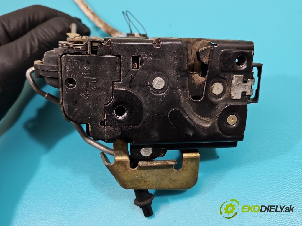 Audi A6 C5 1997-2004 2.4 V6 165 HP manual 121 kW 2393 cm3 4- zámok predné ľavý