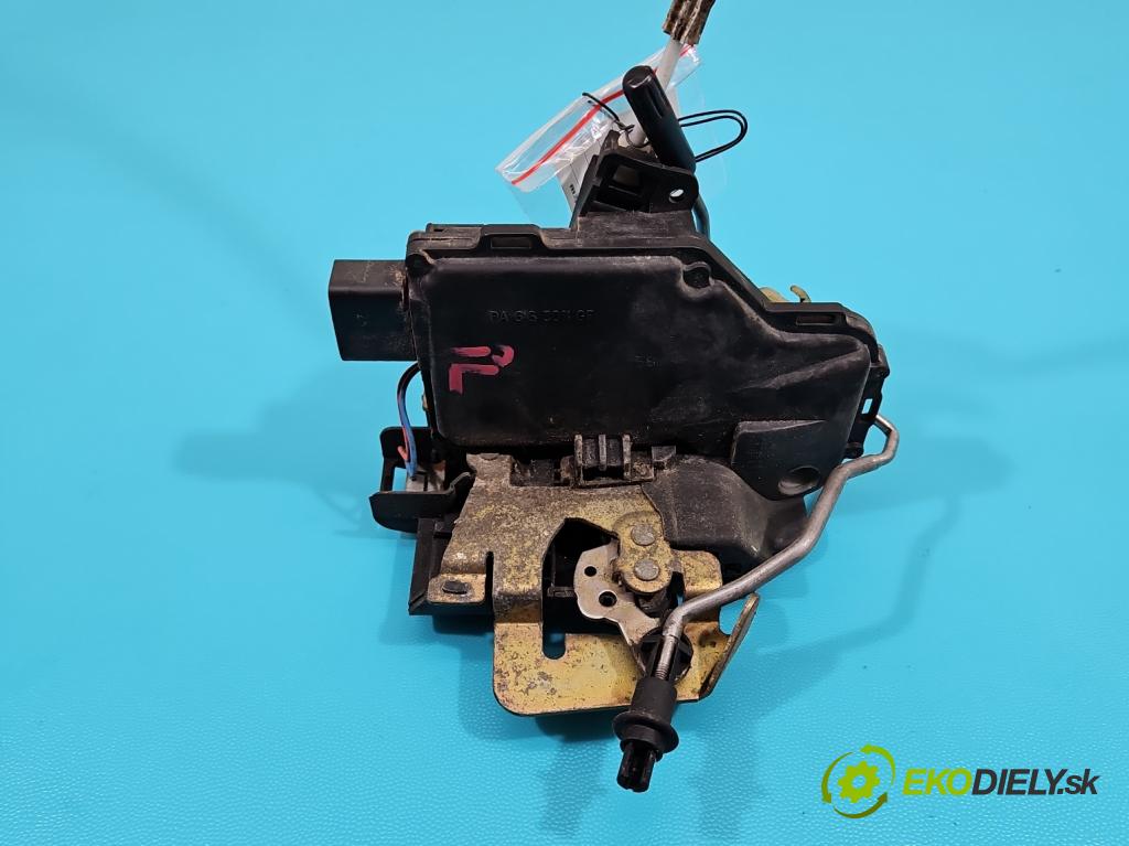 Audi A6 C5 1997-2004 2.4 V6 165 HP manual 121 kW 2393 cm3 4- zámok predné ľavý