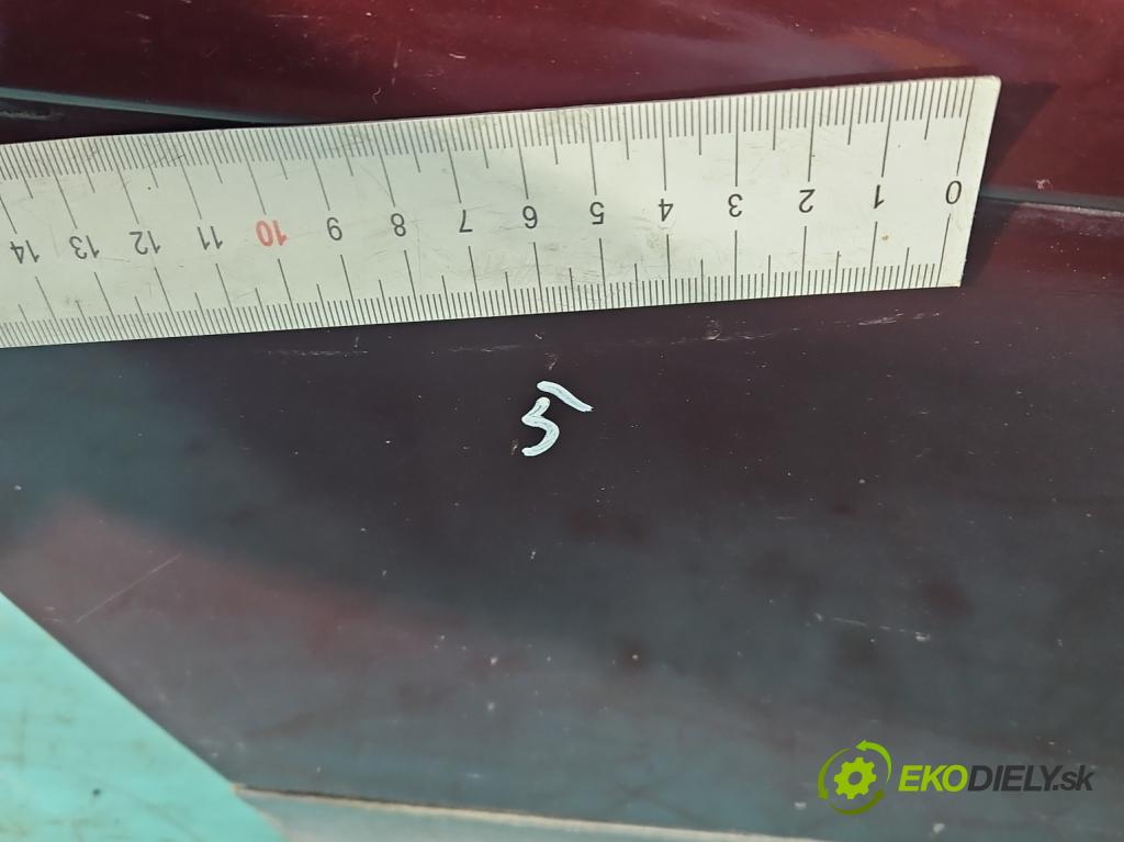 Audi A6 C5 1997-2004 2.4 V6 165 HP manual 121 kW 2393 cm3 4- dvere zadné pravé  (Kľučka dverí ostatné)