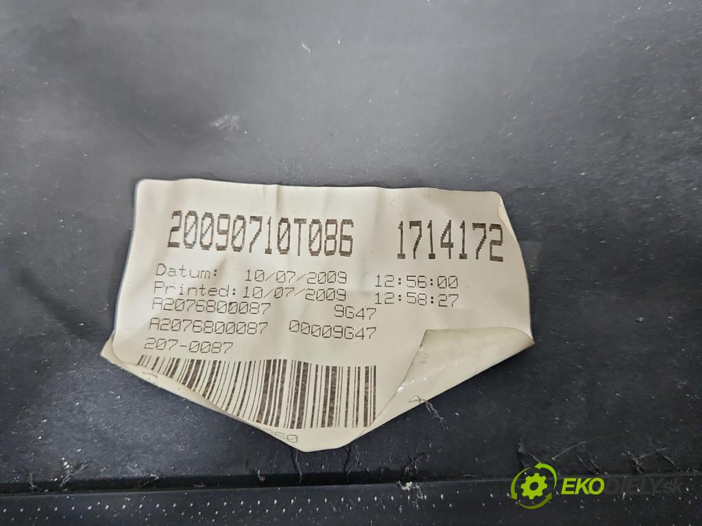 Mercedes E C207/ A207 3.0 cdi 265KM automatic 195 kW 2987 cm3 2- kokpit,pristrojová doska rozdeľovacia