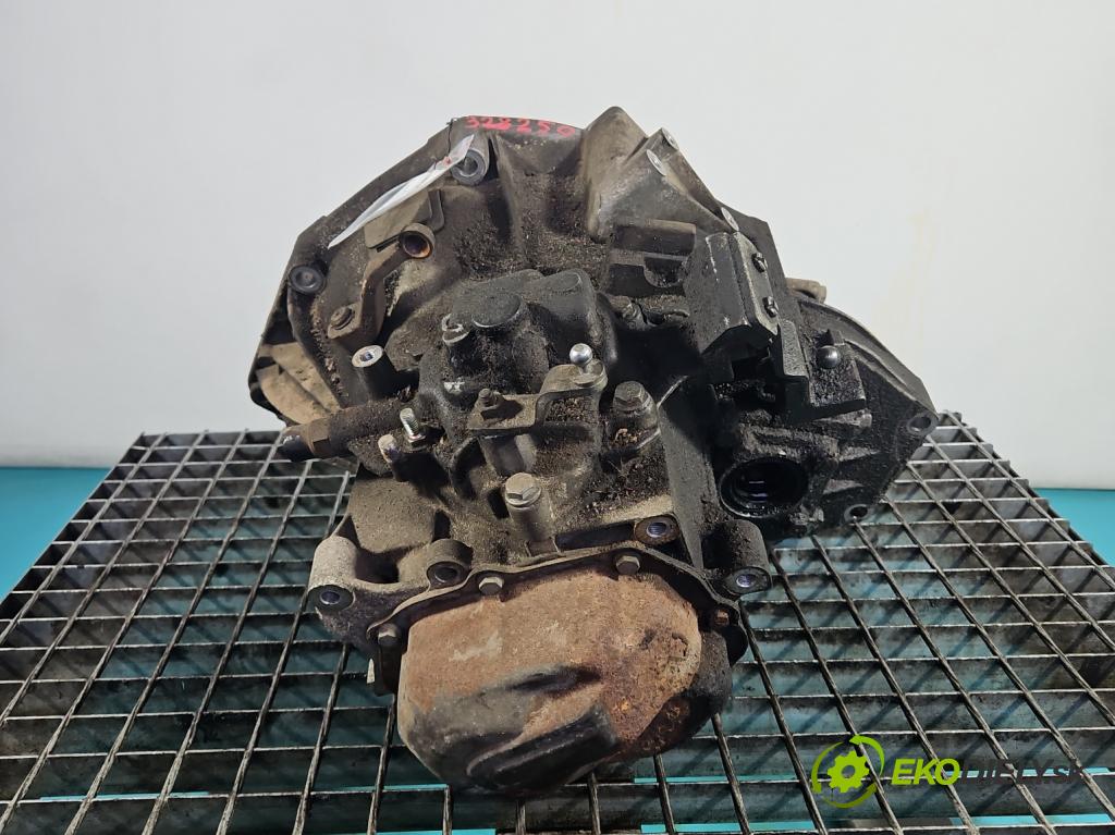 Fiat Stilo 1.6 16V 103 HP manual 76 kW 1596 cm3 3- prevodovka stupeň,rýchlosť manual