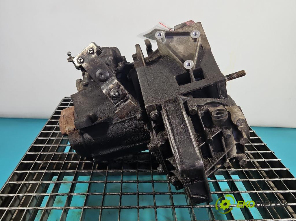 Fiat Stilo 1.6 16V 103 HP manual 76 kW 1596 cm3 3- prevodovka stupeň,rýchlosť manual