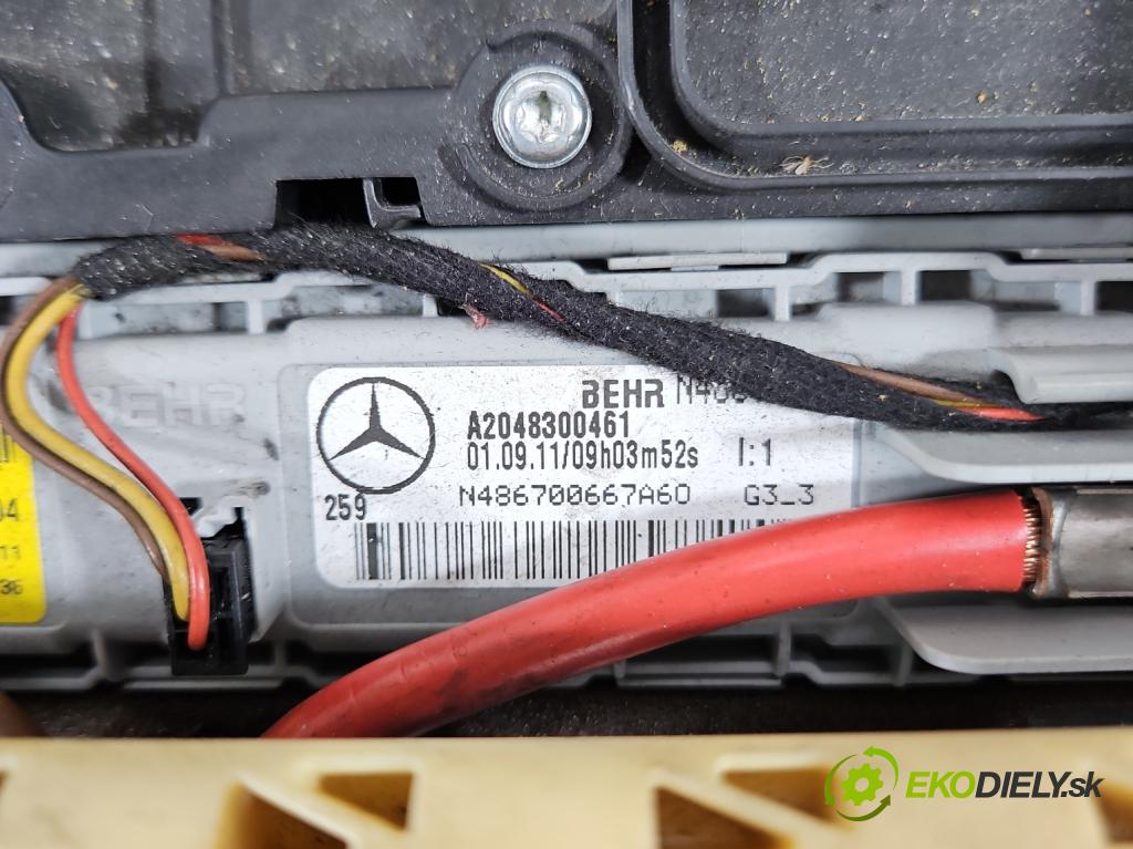 Mercedes E C207/ A207 3.0 cdi 265KM automatic 195 kW 2987 cm3 2- radiátor A2128305160 (Radiátory topení)