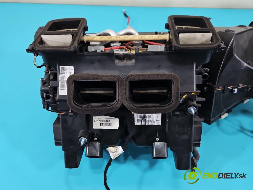 Mercedes E C207/ A207 3.0 cdi 265KM automatic 195 kW 2987 cm3 2- radiátor A2128305160 (Radiátory topení)