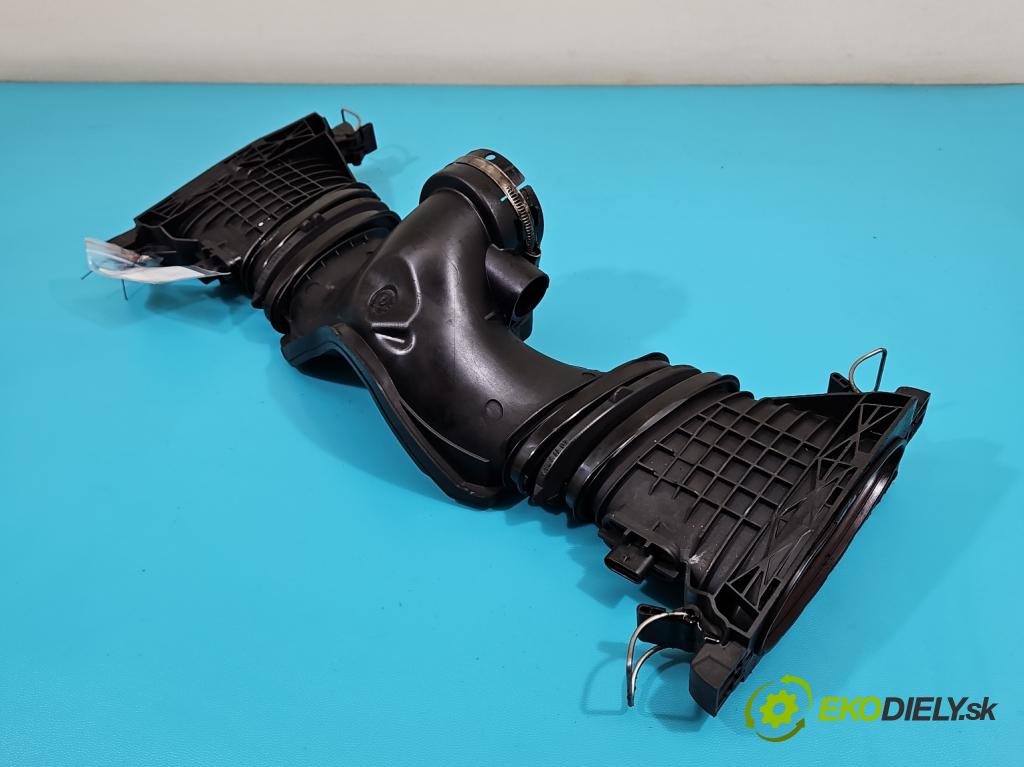 Mercedes E W212 2009-2016 3.0 CDI V6 231 HP automatic 170 kW 3000 cm3 5- průtokoměr: F00C2G8011 (Váha vzduchu)