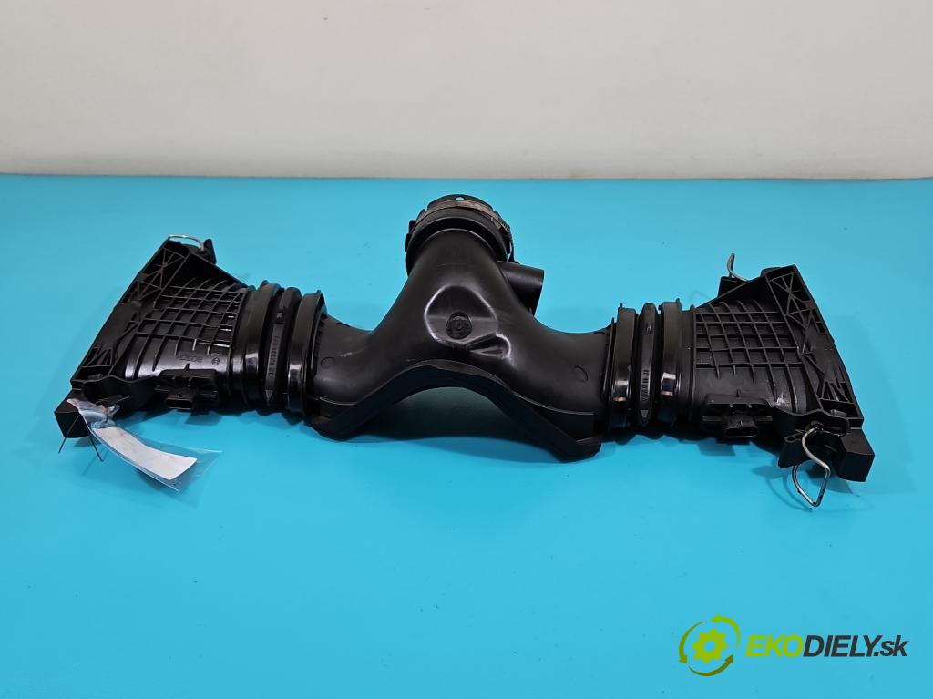 Mercedes E W212 2009-2016 3.0 CDI V6 231 HP automatic 170 kW 3000 cm3 5- průtokoměr: F00C2G8011 (Váha vzduchu)