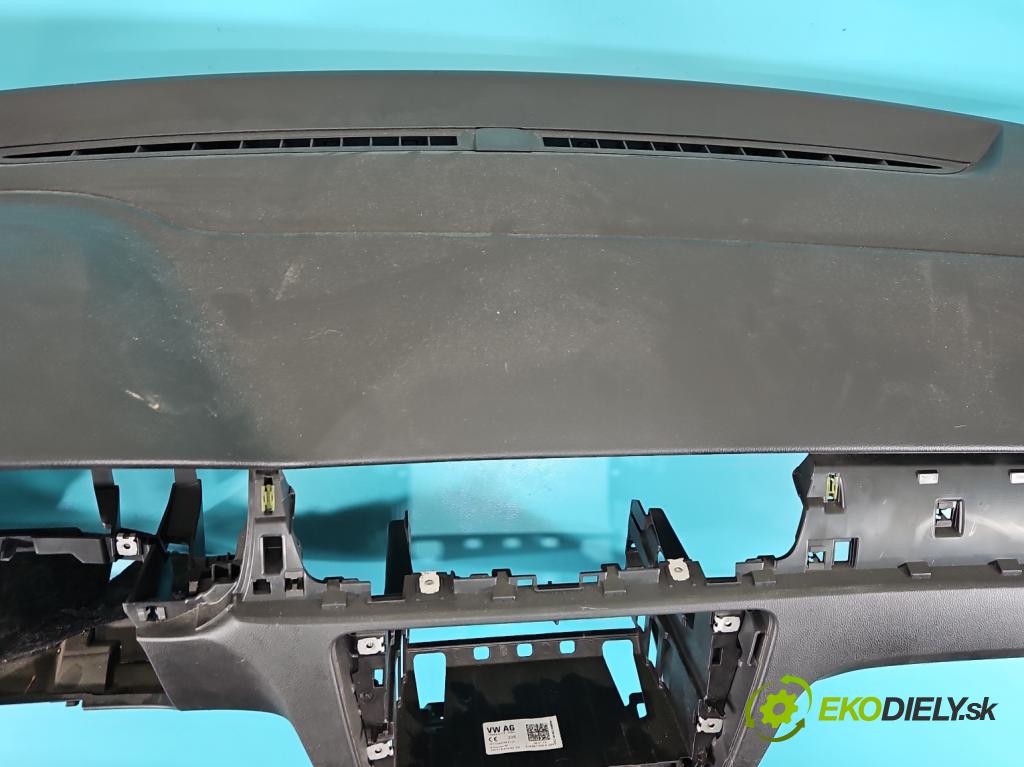Skoda Rapid 2012-2019 1.2 TSI 86 HP manual 63 kW 1197 cm3 5- kokpit,pristrojová doska rozdeľovacia
