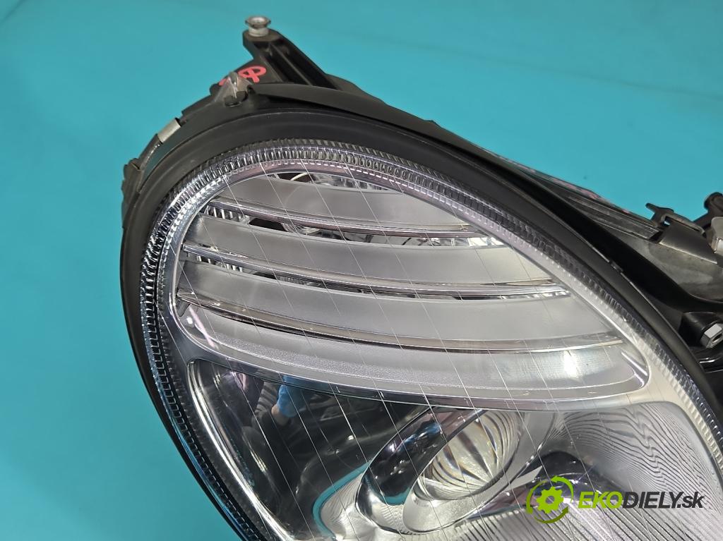 Mercedes E W211 2002-2009 3.0 V6 CDI 190 HP automatic 140 kW 2987 cm3 4- Reflektor: pravý  (Svetlo predné pravé)