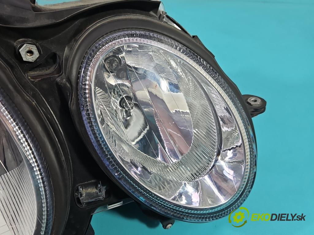 Mercedes E W211 2002-2009 3.0 V6 CDI 190 HP automatic 140 kW 2987 cm3 4- Reflektor: pravý  (Svetlo predné pravé)