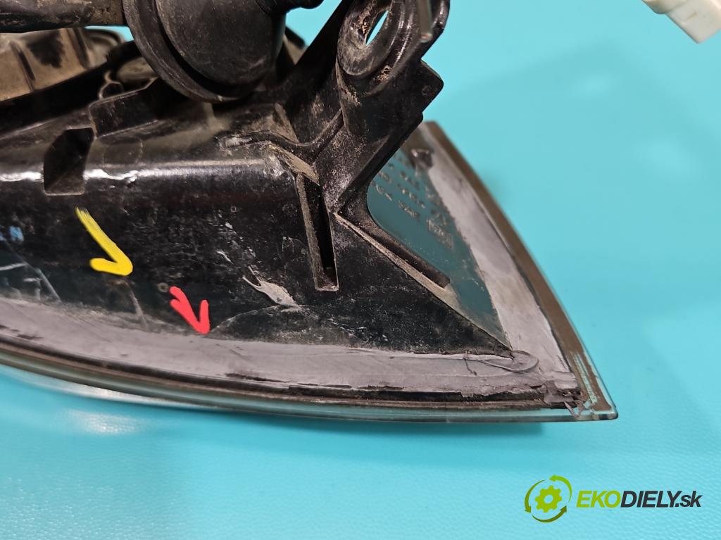 Infiniti FX I 2003-2008 3.5 V6 280KM: automatic 206 kW 3498 cm3 5- svetlo / reflektor zadné pravé  (Kľučka dverí ostatné)