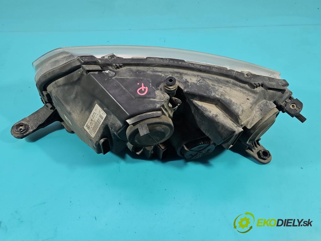 Skoda Rapid 2012-2019 1.2 TSI 86 HP manual 63 kW 1197 cm3 5- Reflektor: pravý 5JB941016 (Svetlo predné pravé)