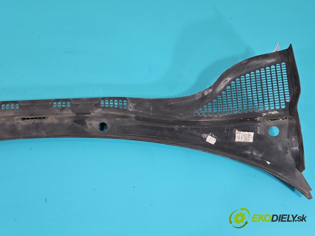 Skoda Rapid 2012-2019 1.2 TSI 86 HP manual 63 kW 1197 cm3 5- torpédo 5JB819415 (Torpédo (plast pod čelným sklom))